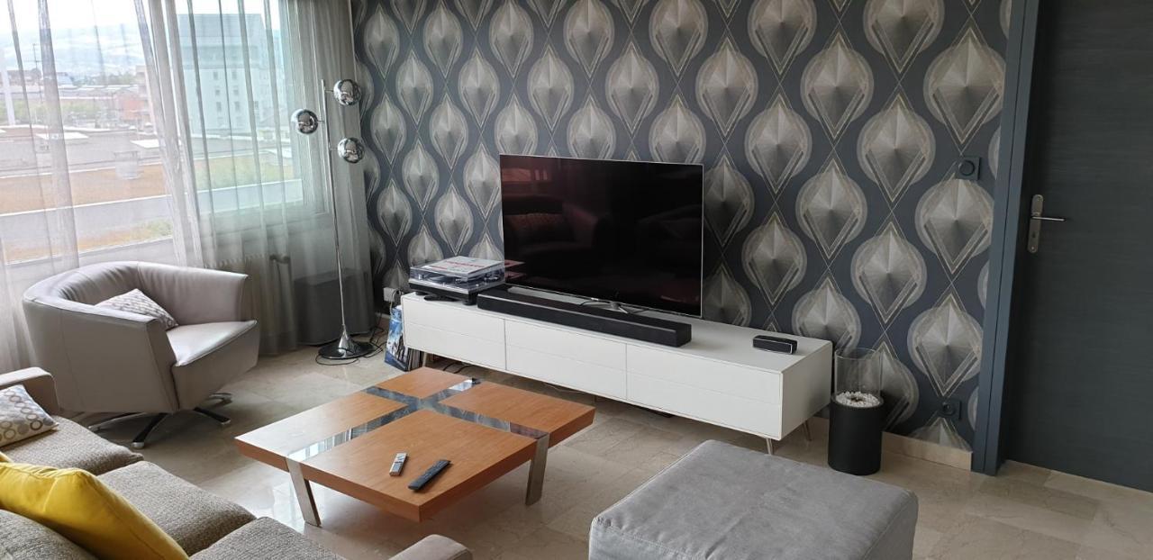 Appartement Lumineux De 90 M2 Situe En Centre Ville Annecy Ngoại thất bức ảnh